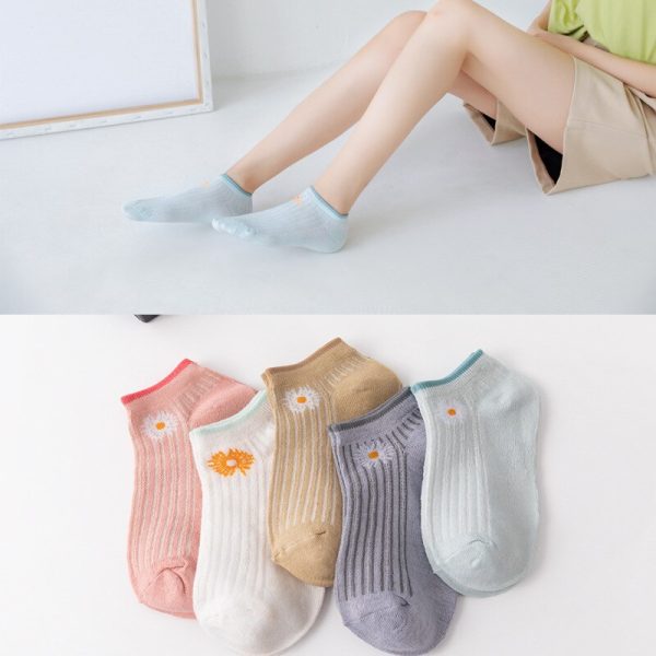 Fashion-Socks-Woman-2021-New-Spring-5-Pairs-Ankle-Girls-Cotton-Color-Novelty-Women-Fashion-Cute-1.jpg