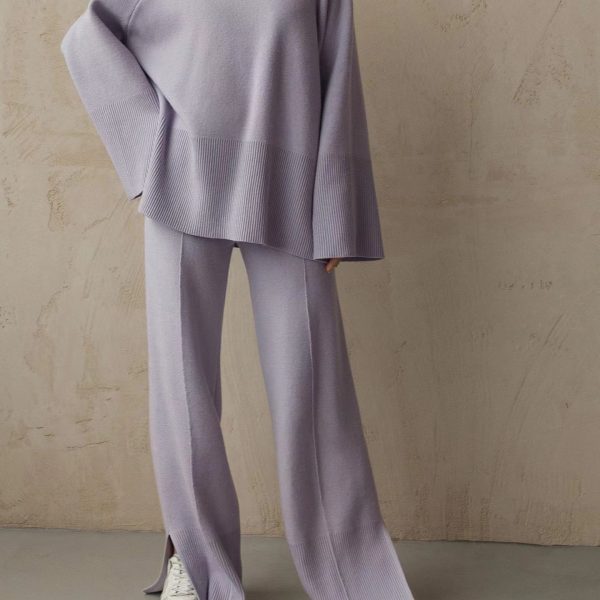 Winter Flare Sleeve Knit Suit: Cozy Elegance