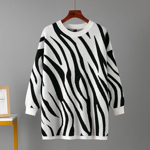 Zebra Print Knit Pullover