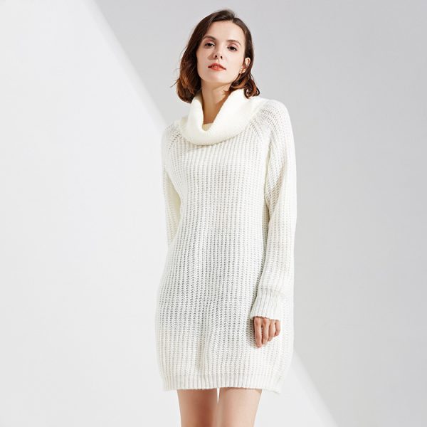 High-Necked Solid Color Pullover Sweater